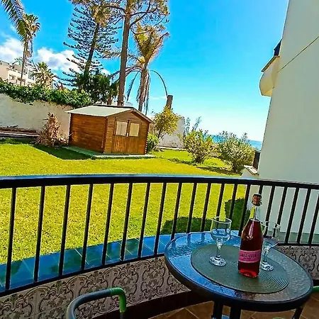 A2219 Sea Views Acapulco Apartment *